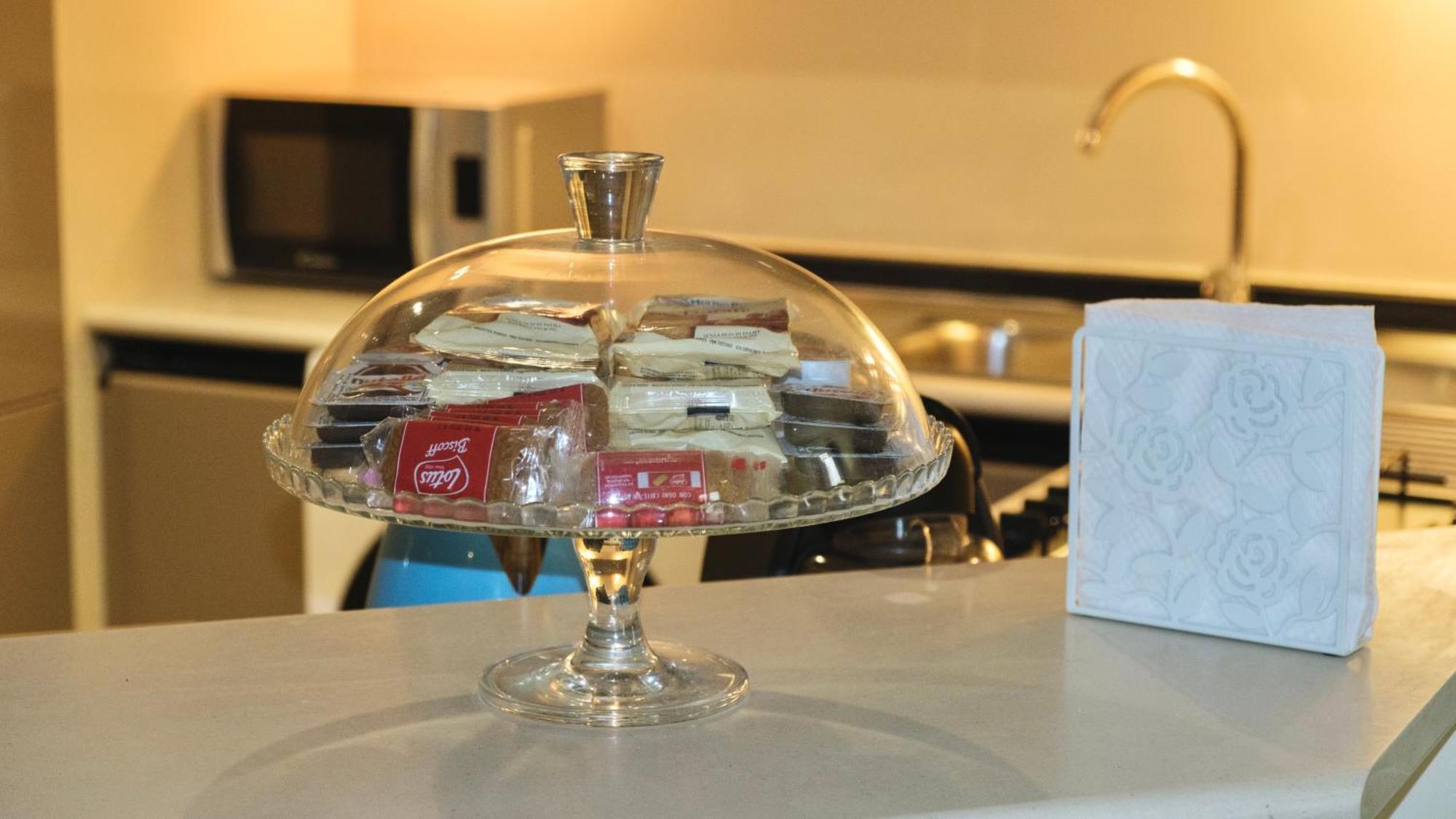 - Walk To Navona - Full Kitchen - Fast Wi-fi & A-c Apartment