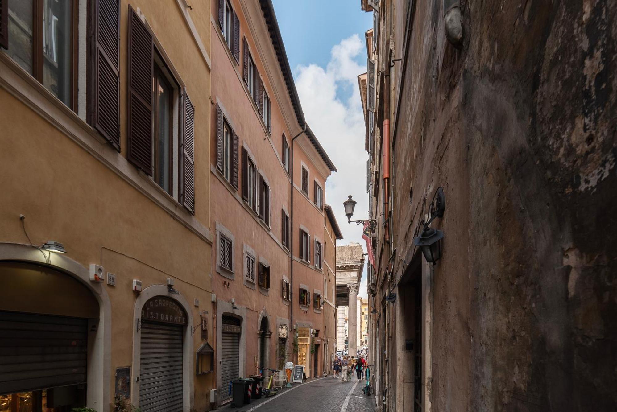 Pantheon Charming Apartment *