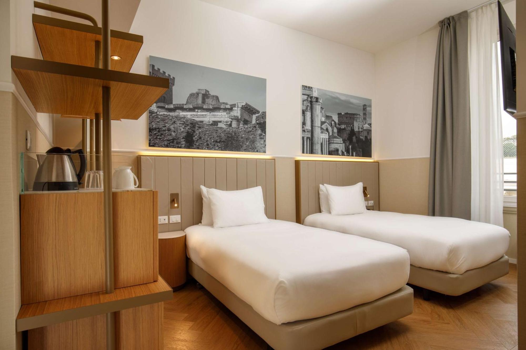 Cosmopolita Rome, Tapestry Collection By Hilton Hotel