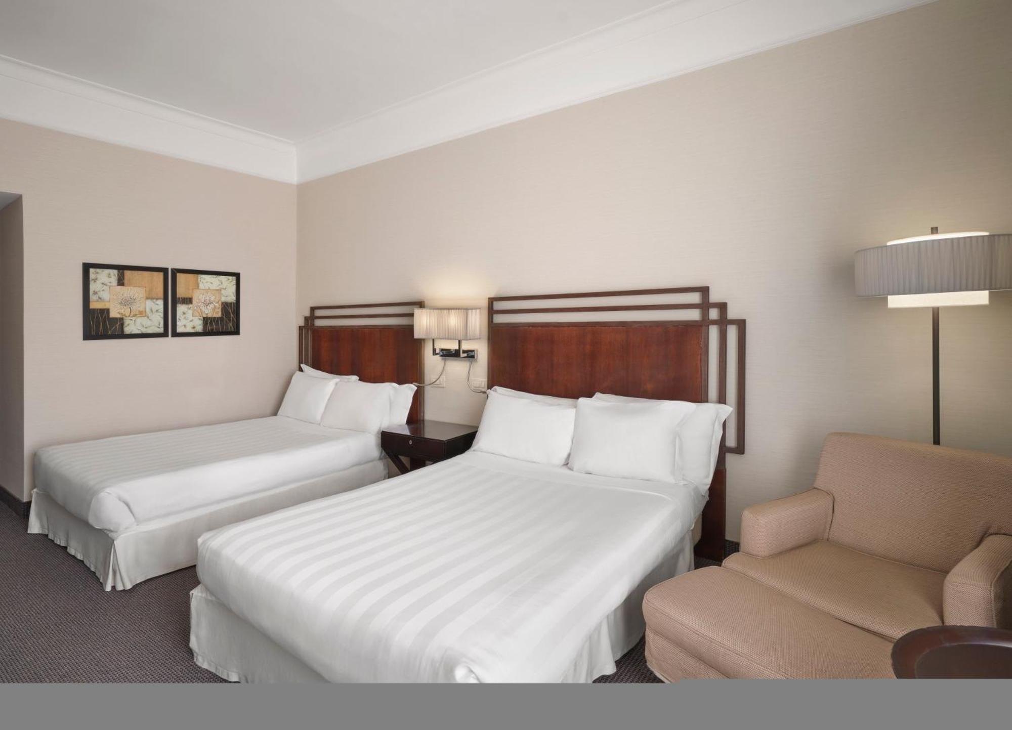 Crowne Plaza St. Peter's By Ihg 4* Rome