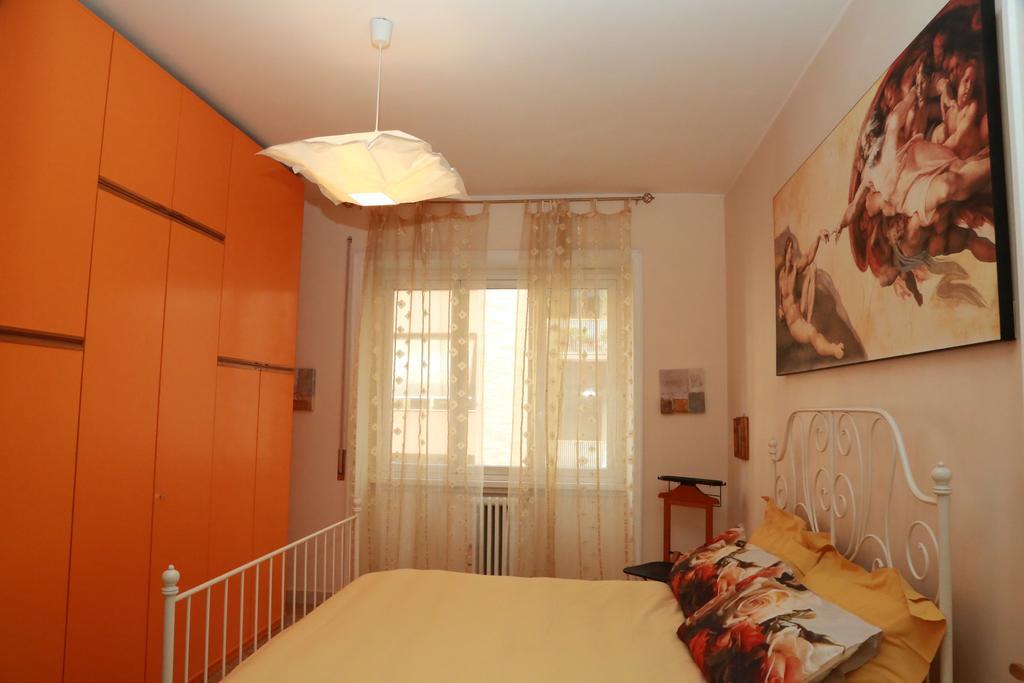 Laura's * Rome