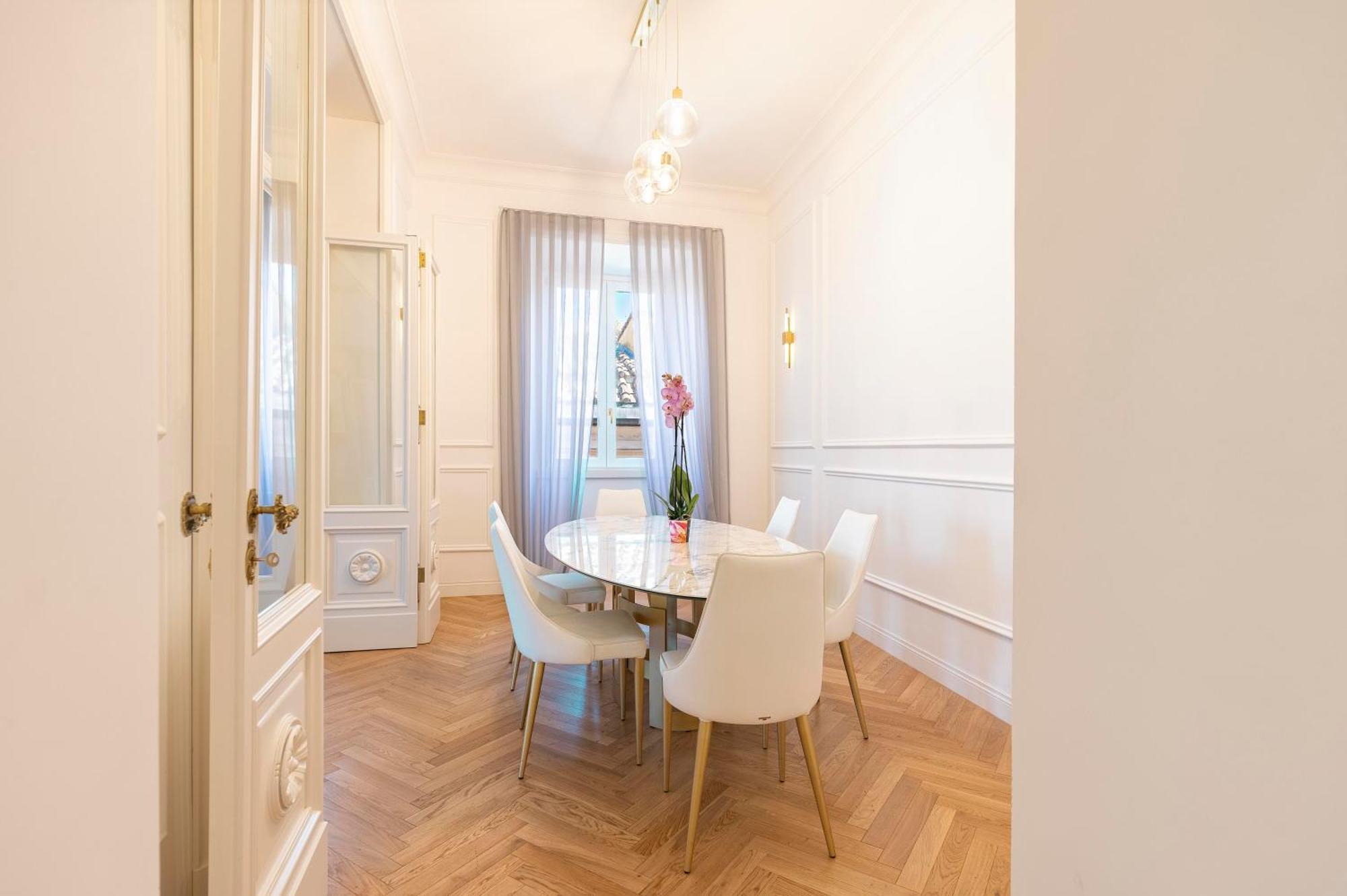Apartment Sjr Luxury Trevi Fountain