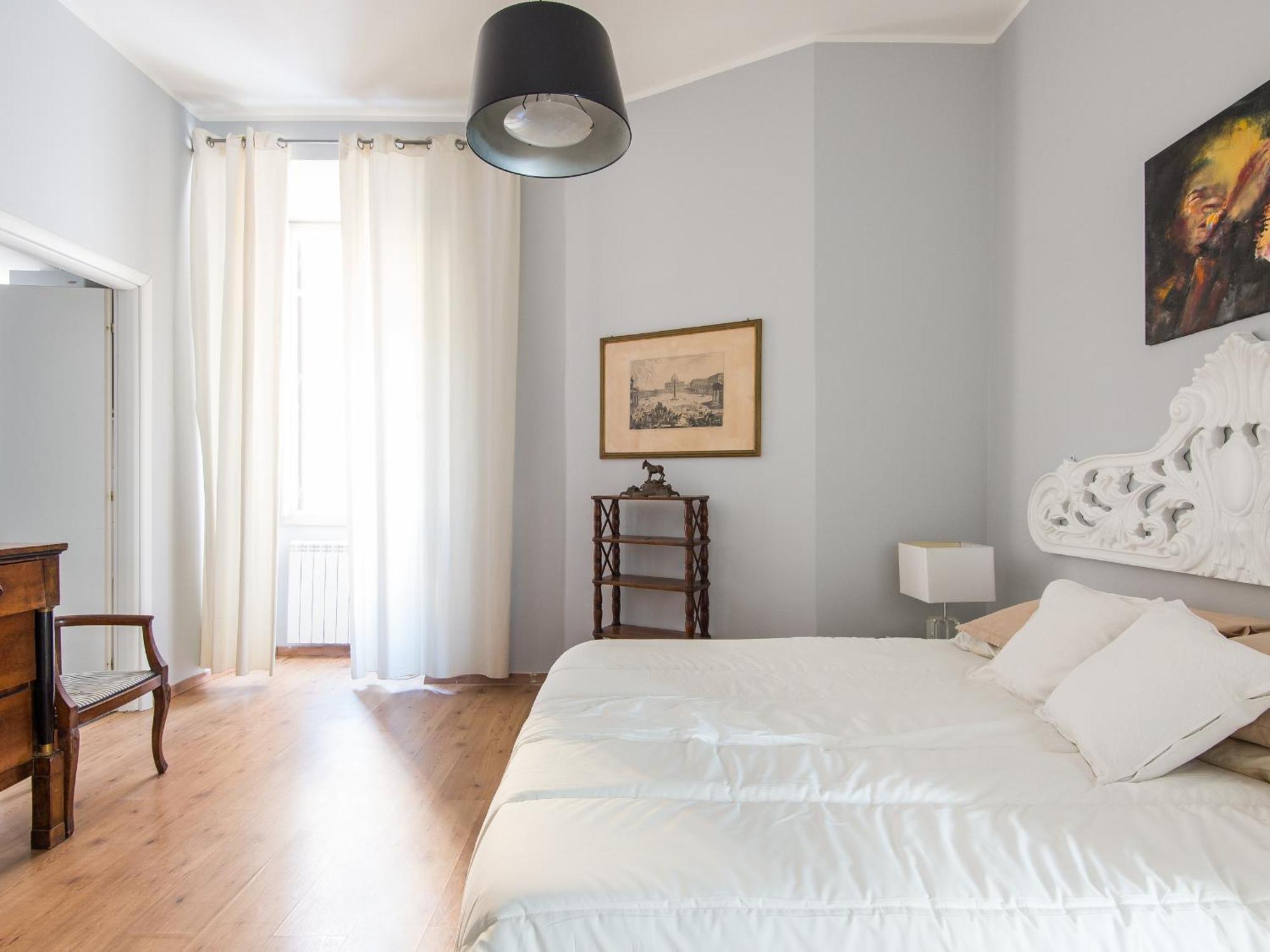 Auditorium Luxury Apartment
