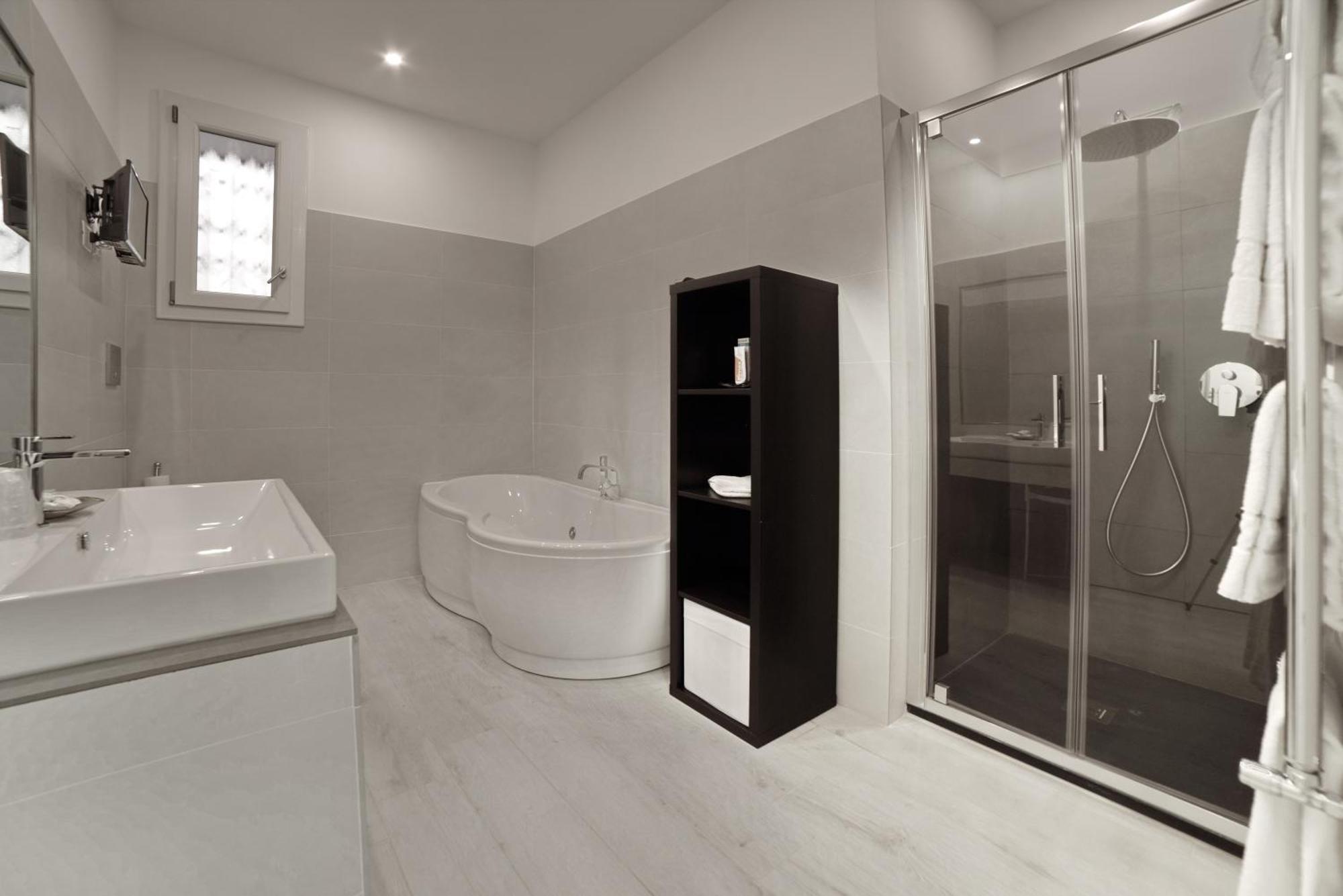 Guest house Coladir
