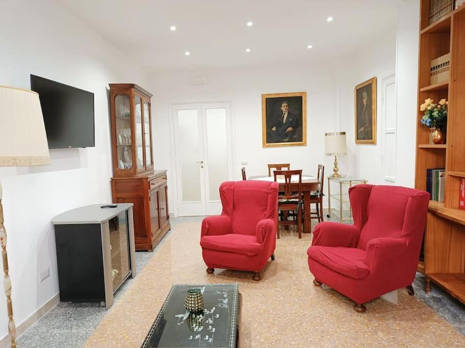 Apartment House With Garden Near The Olympic Stadium