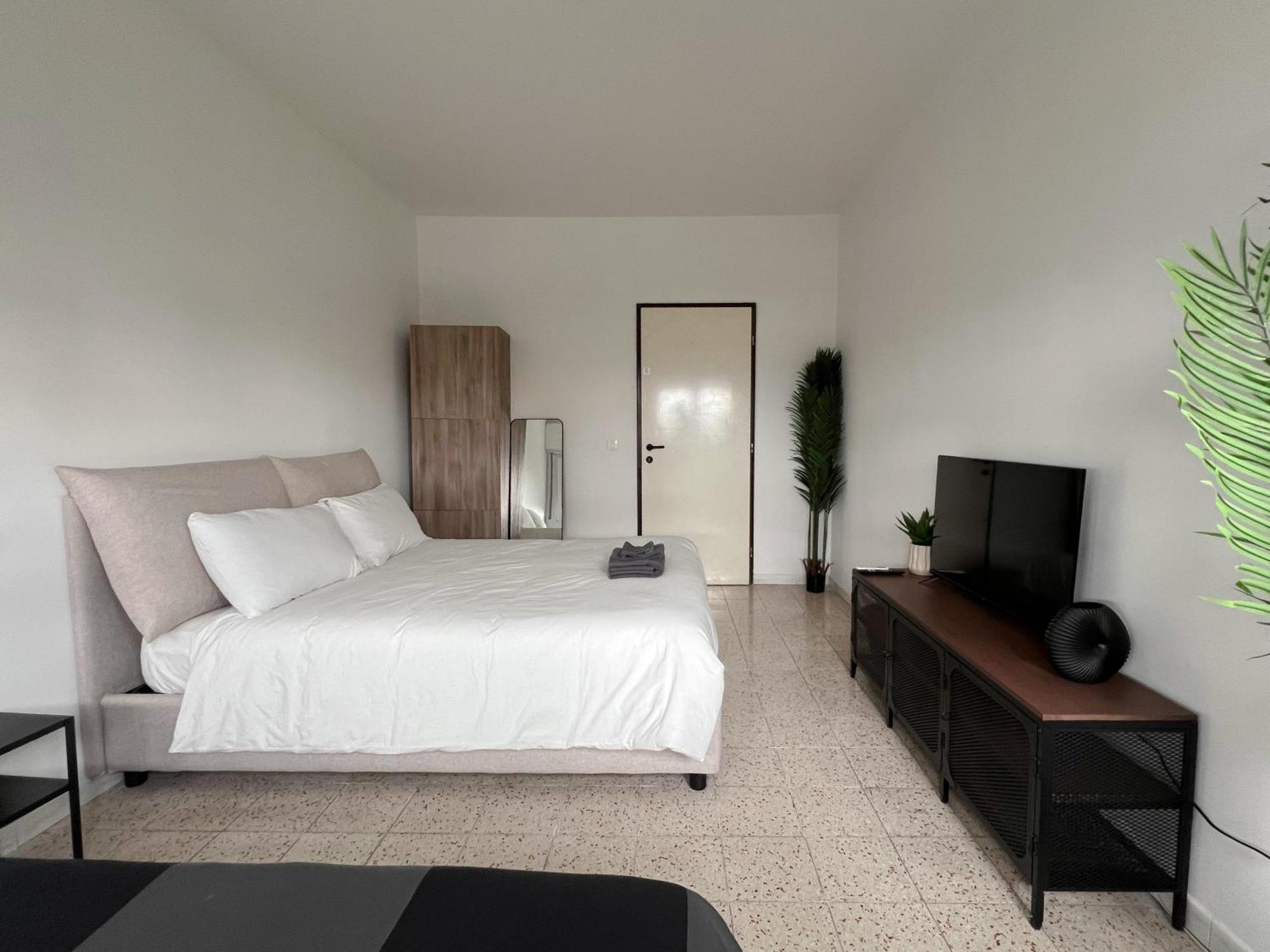 Appartamento Atlantico Roma