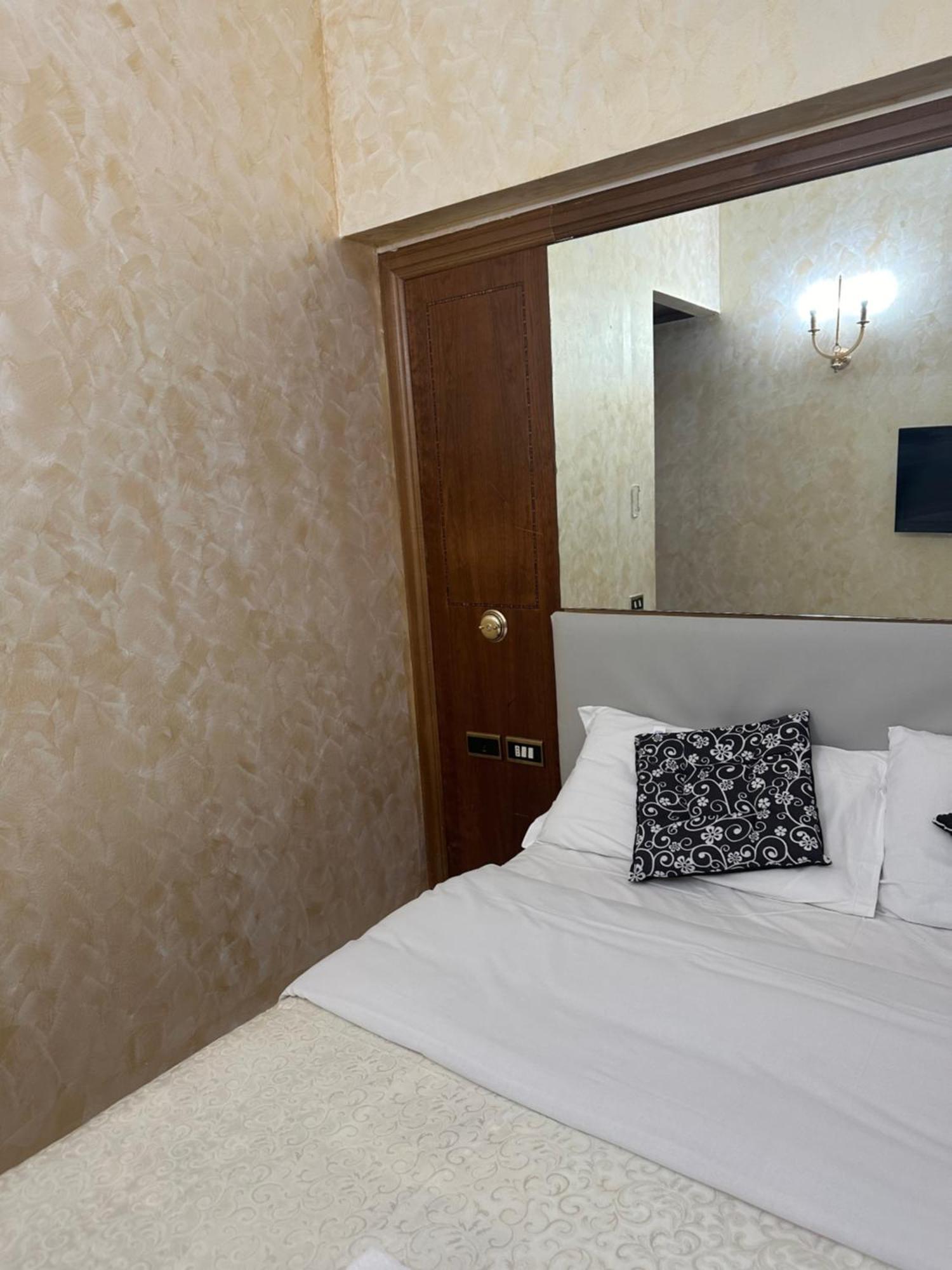 Guest house Termini Sunlight House