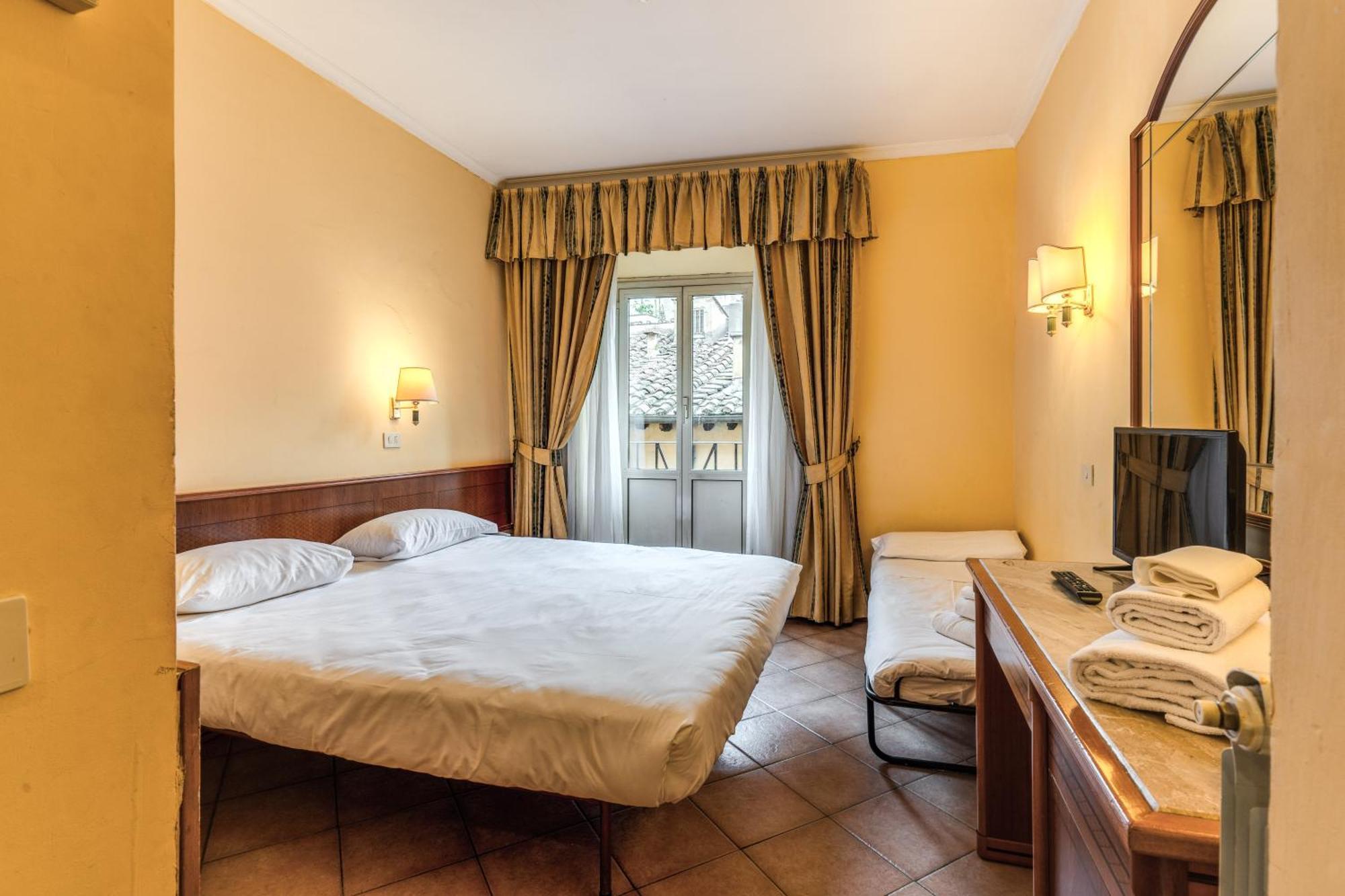Hotel Pomezia Rome