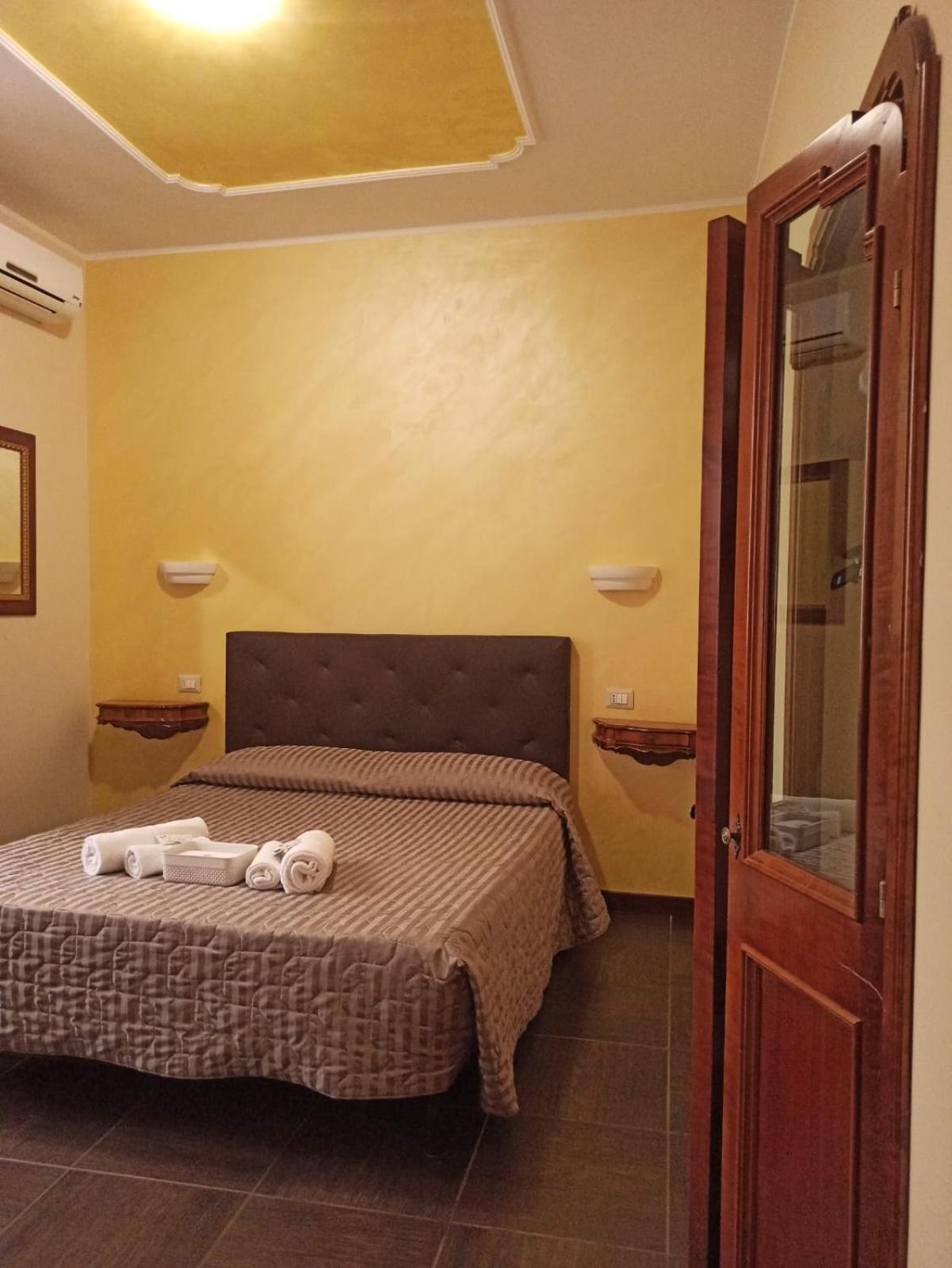 Domina Popolo Roma