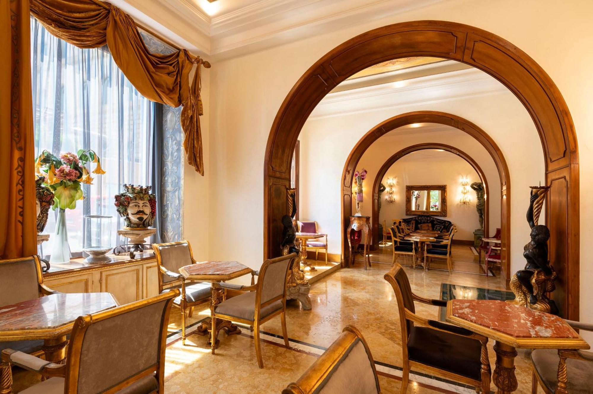 Hotel Romanico Palace Luxury & 4*