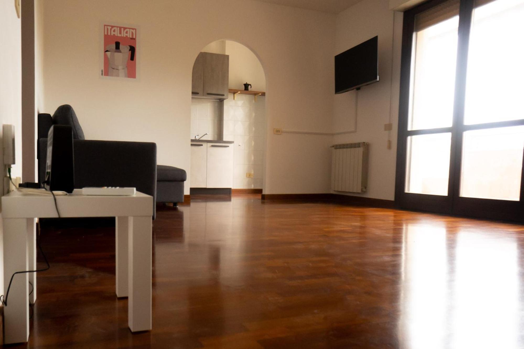 Ermete Eur House *