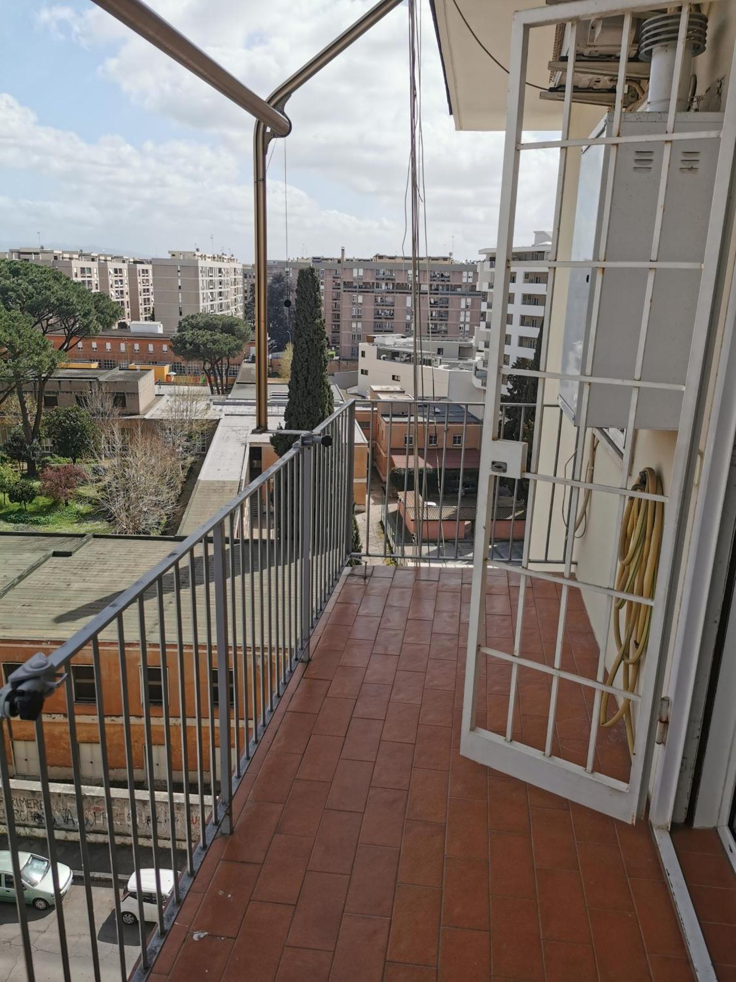 Apartment Don Bosco Near Metro A