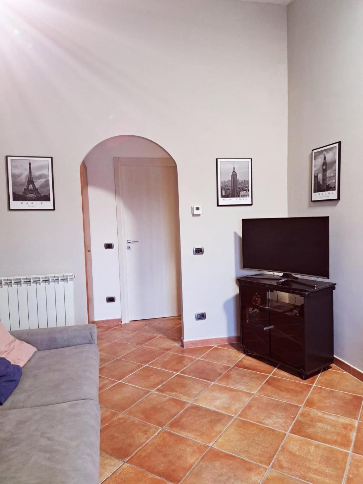 Tor Vergata Con Giardino Apartment