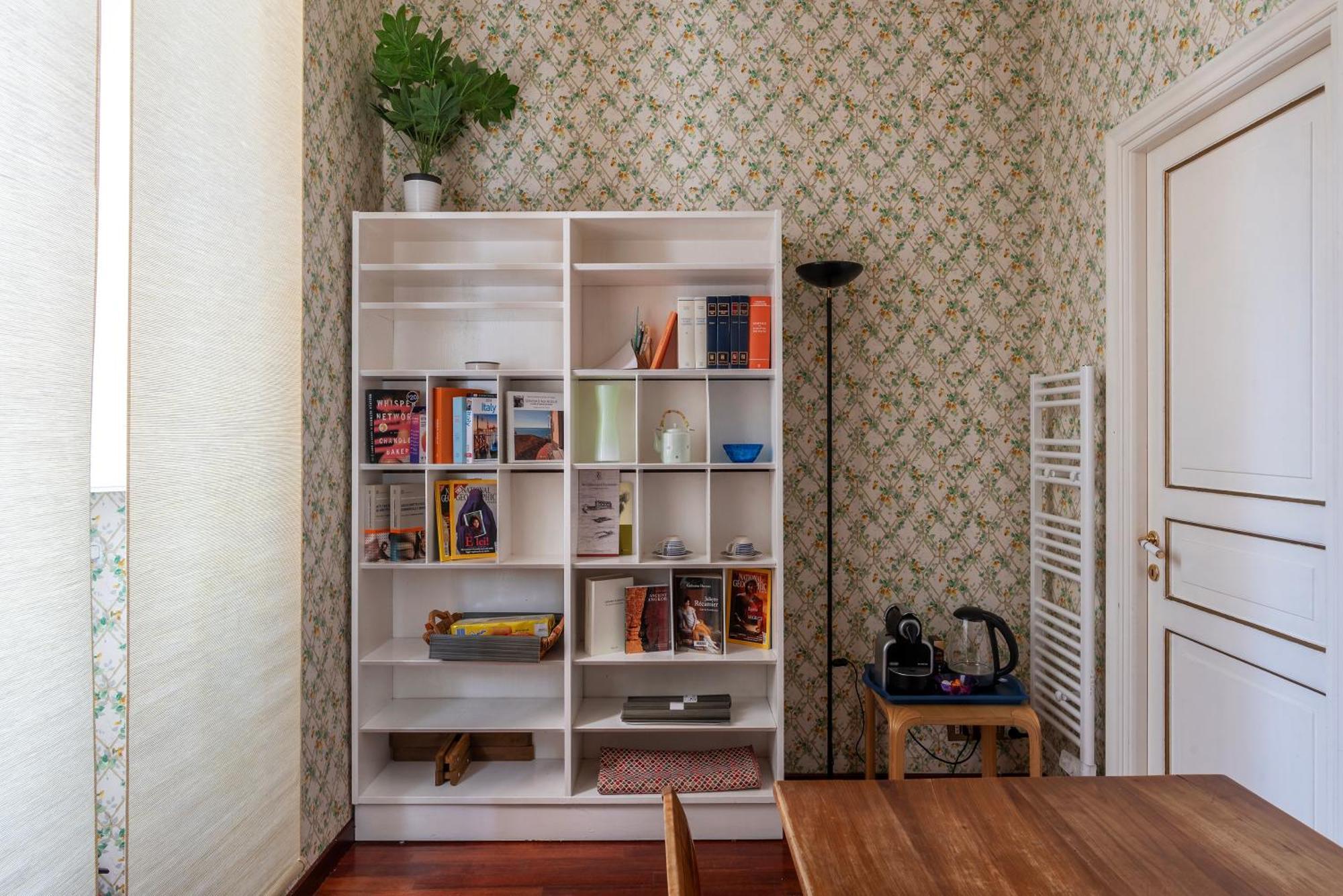 The Charming House - Pantheon Apartment *
