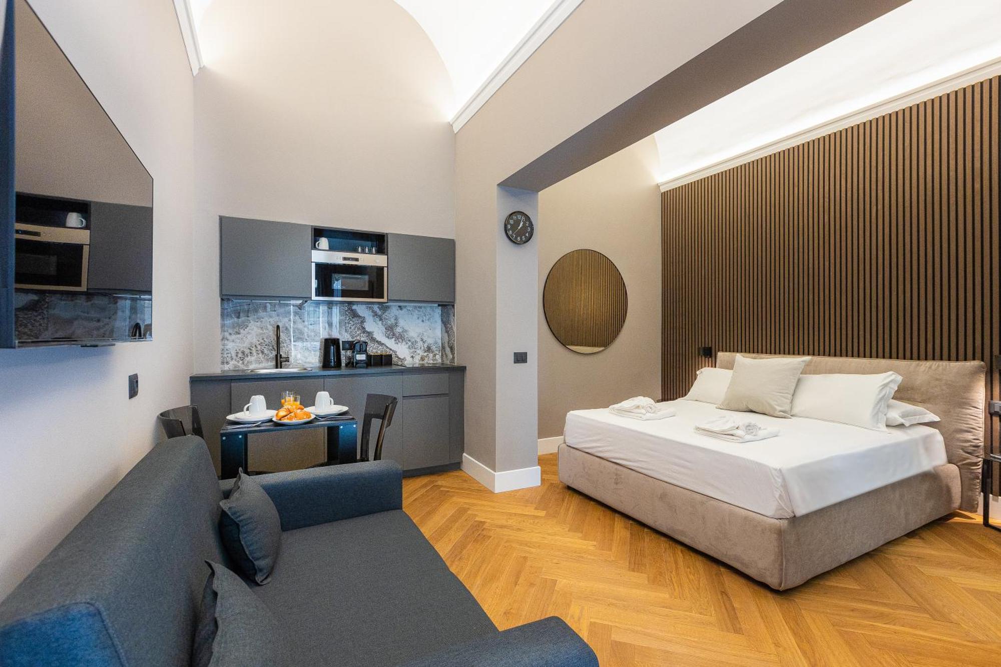 Luxury Trevi Apartment