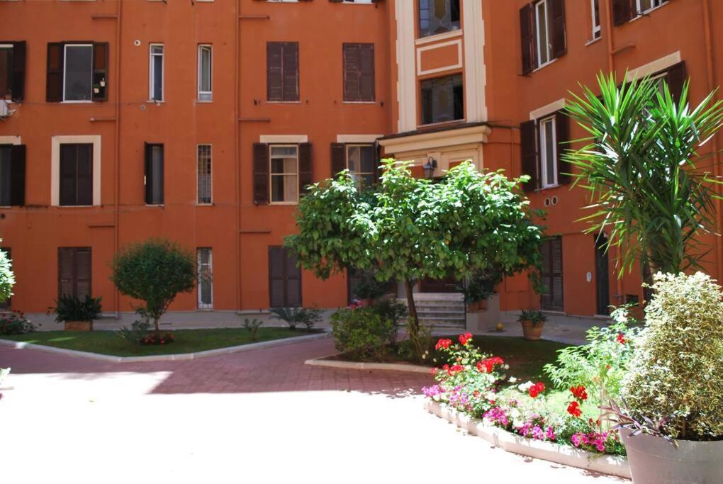 Domus 95 Rome