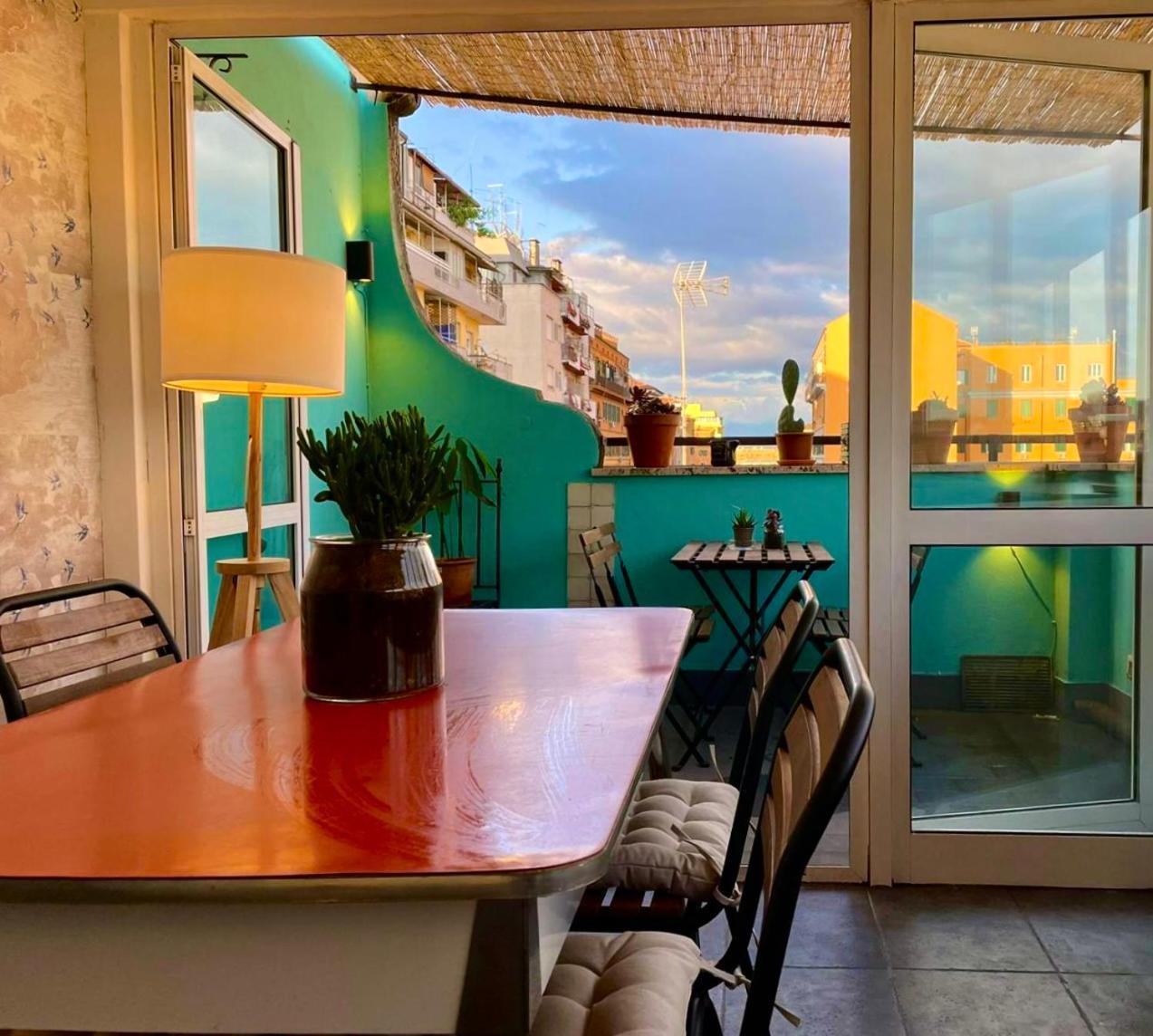 Guest house Stanza In Adiacente Metro C Rome