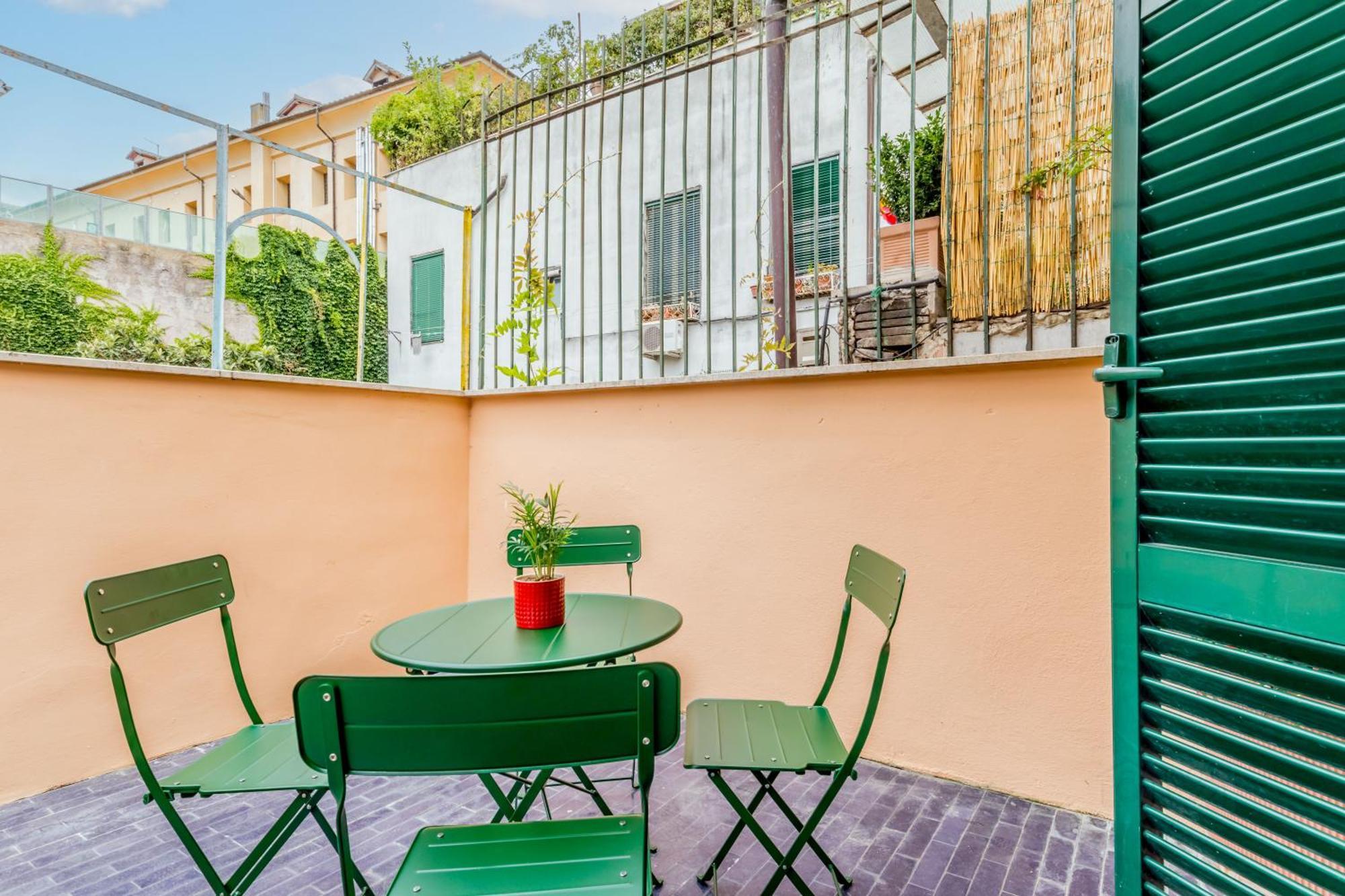 Sales In Trastevere Appartamento *