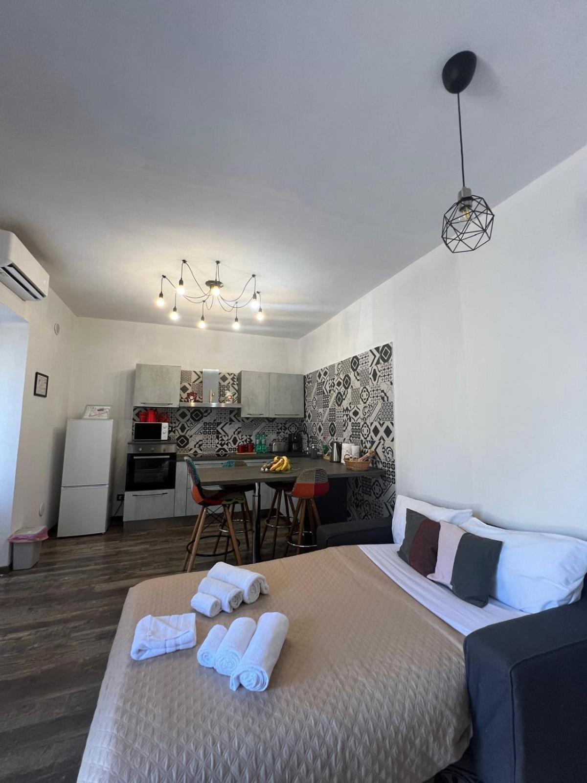 Casa Bravetta - Parking Private Apartment *
