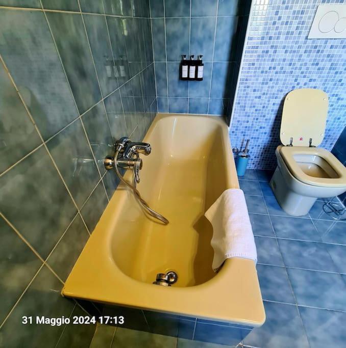 Apartment Domus Vincentis Eur -space&light - Center In 20min