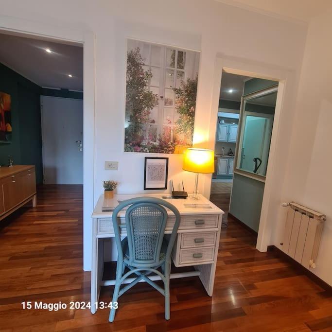 Apartment Domus Vincentis Eur -space&light - Center In 20min Rome