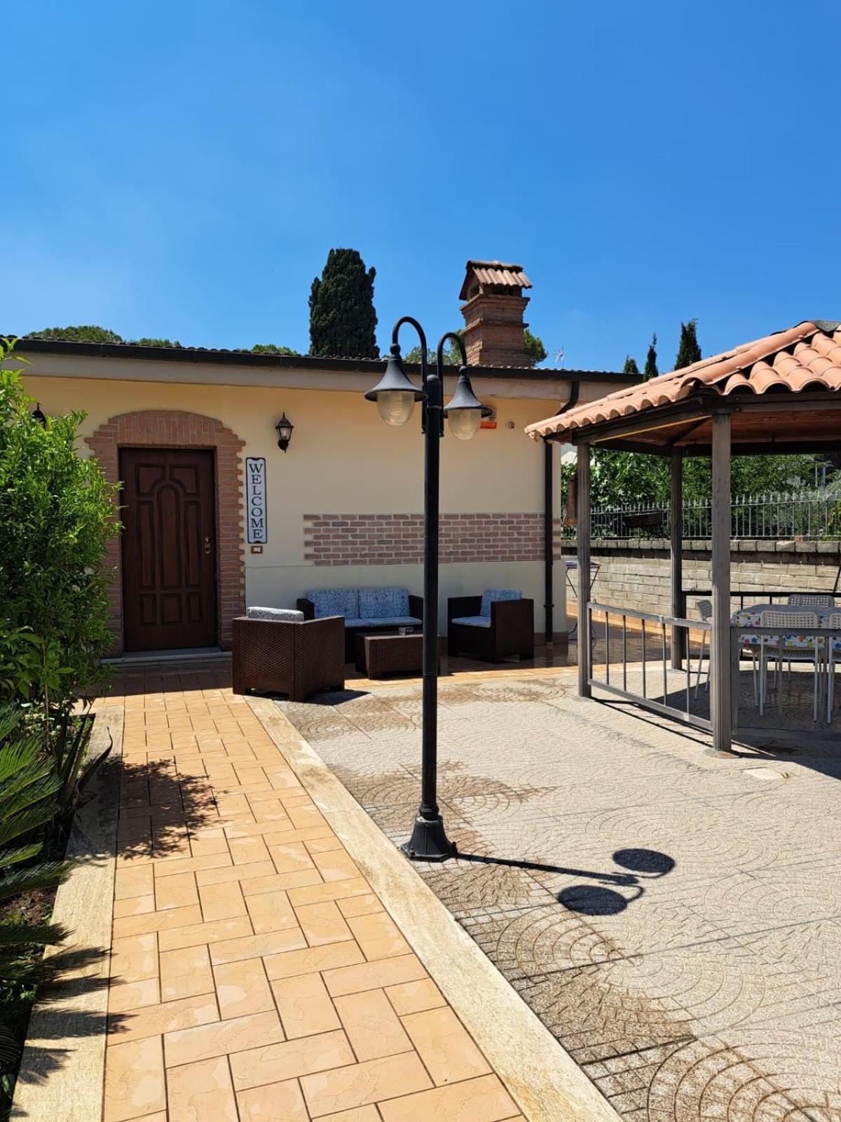 Tor Vergata Con Giardino Rome