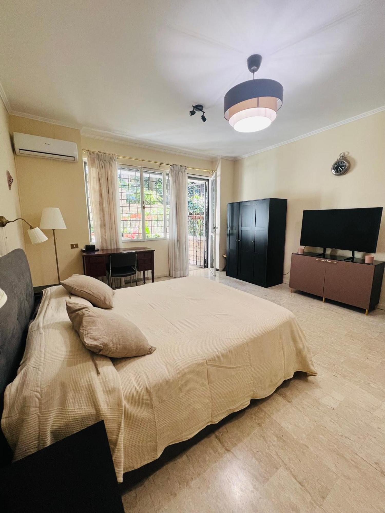 Holiday home Smeralda Fleming *