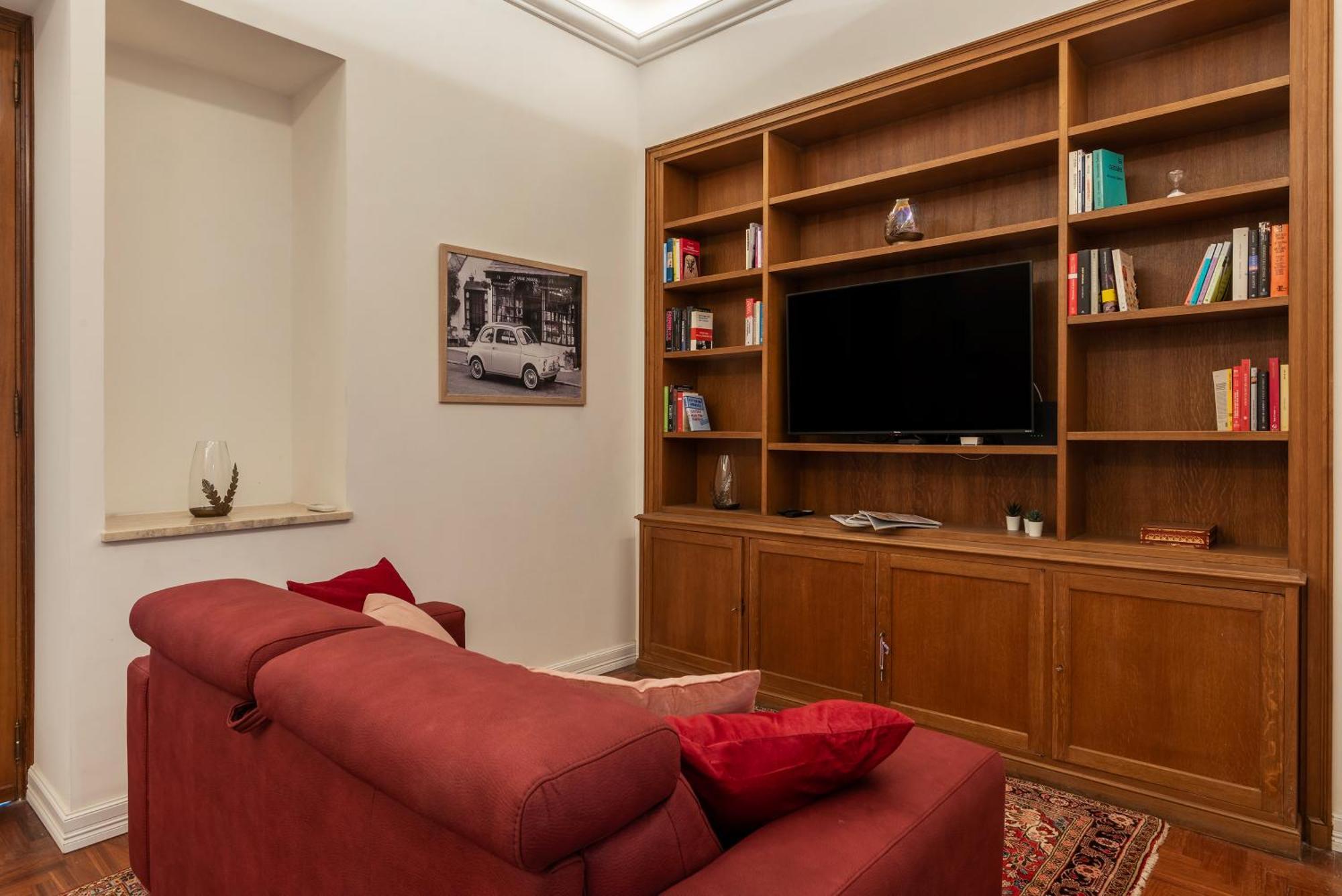 Rione Sallustiano Elegant Apartment *