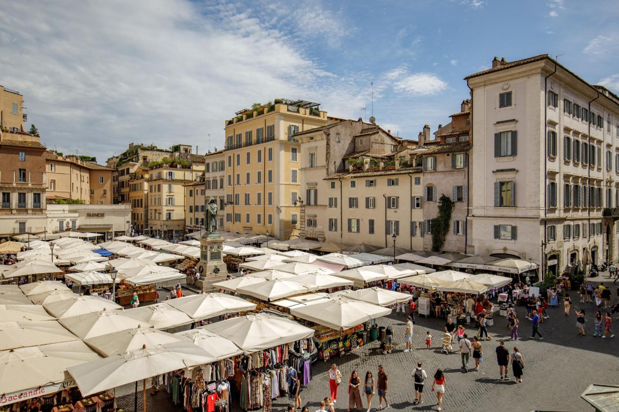 The Right Place 4u Campo De Fiori La Quercia Roma