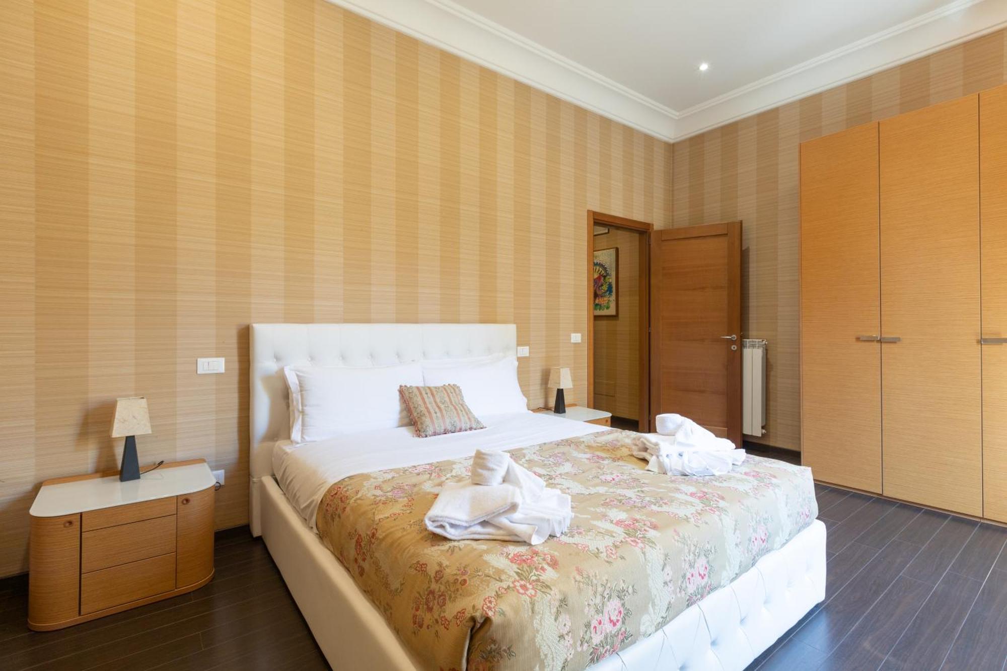 Apartment Elegant In