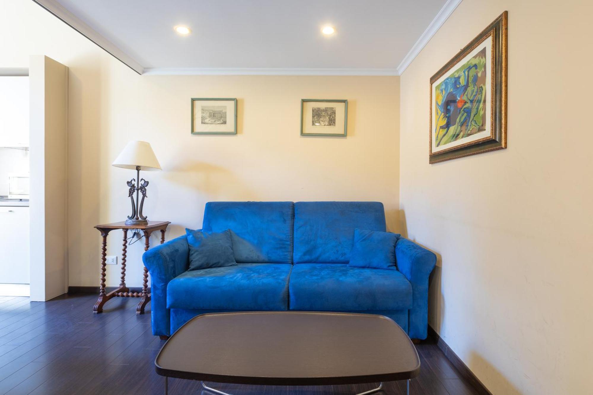 Apartment Elegant In