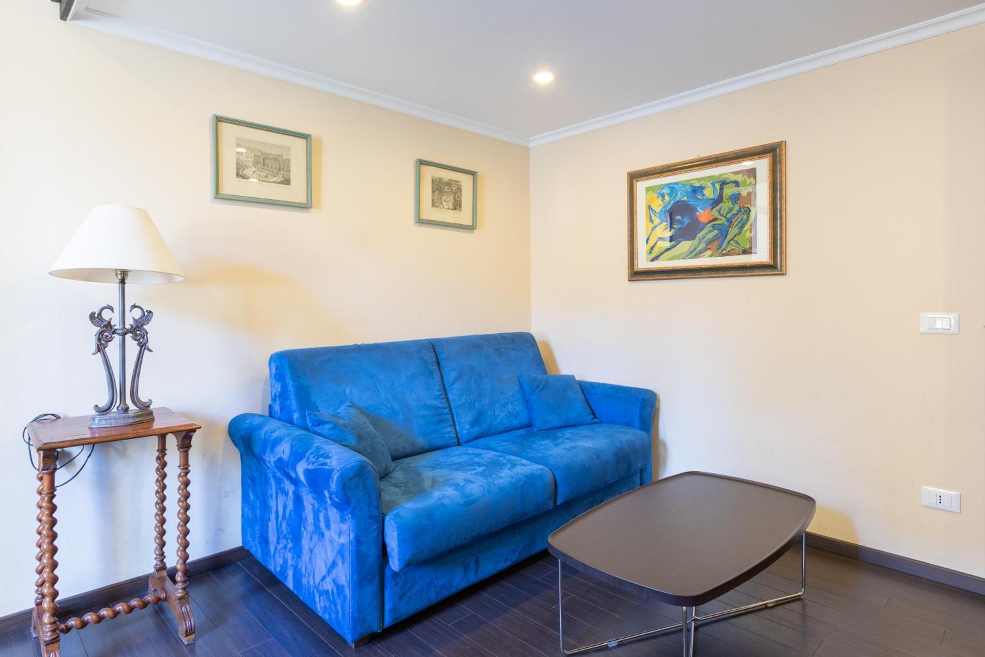 Apartment Elegant In Rome