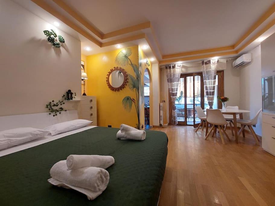 Appartamento Eur Spinaceto Sensorial Loft *