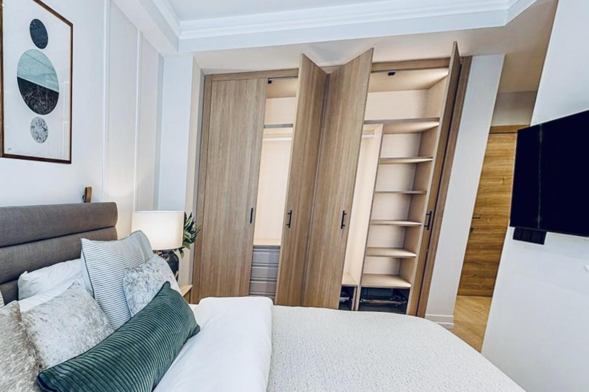 Majestic Navigli Apartment *