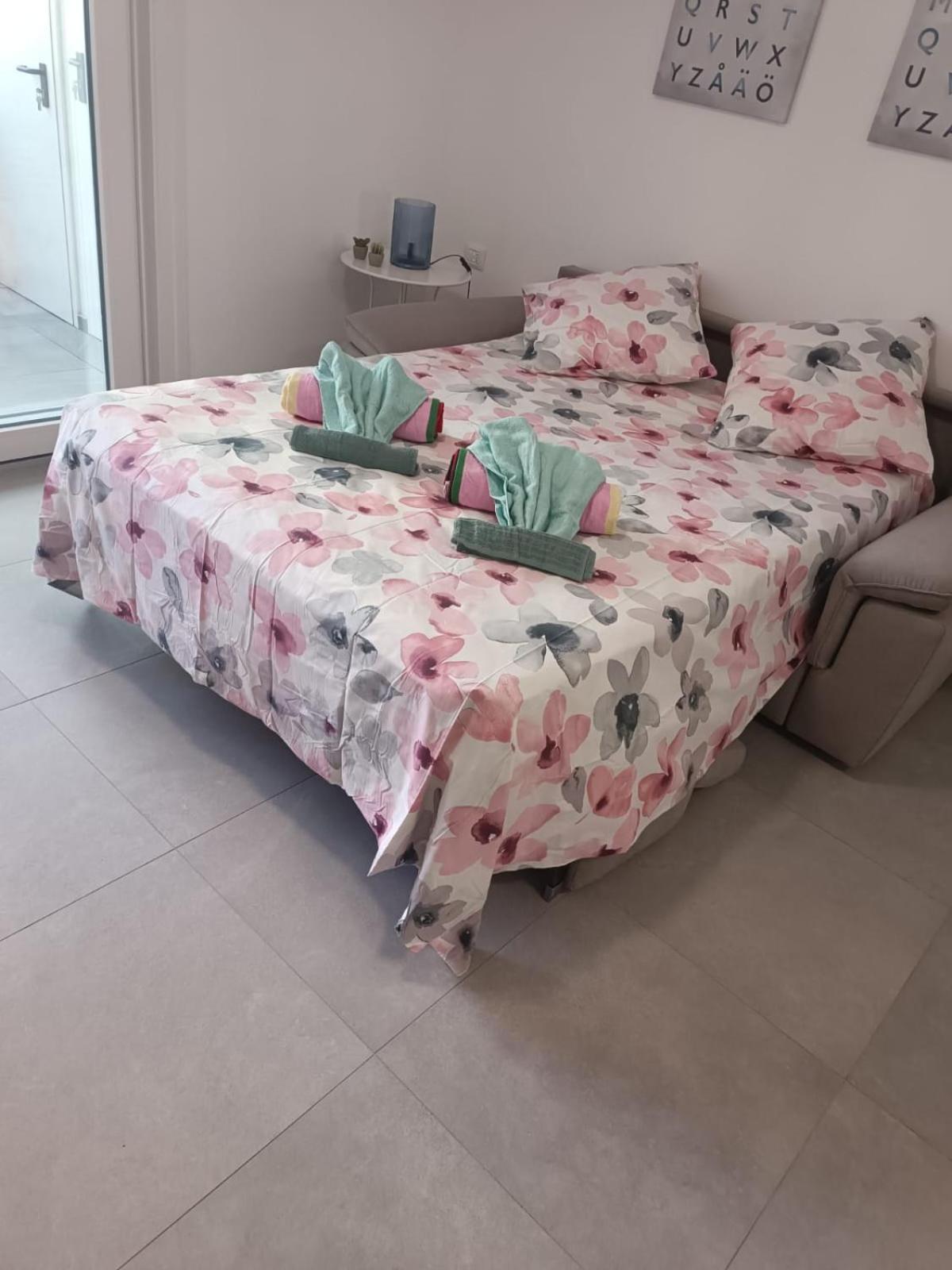 Pm 75 Via Pablo Neruda Apartment Rome