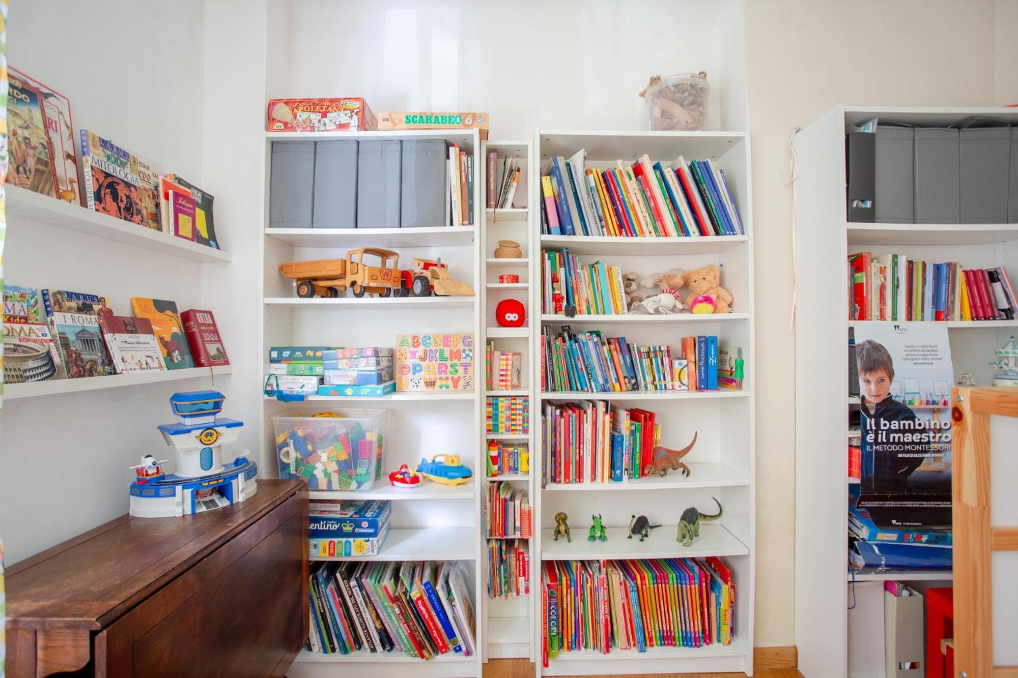 Comfortable In A Strategic Position Apartment *