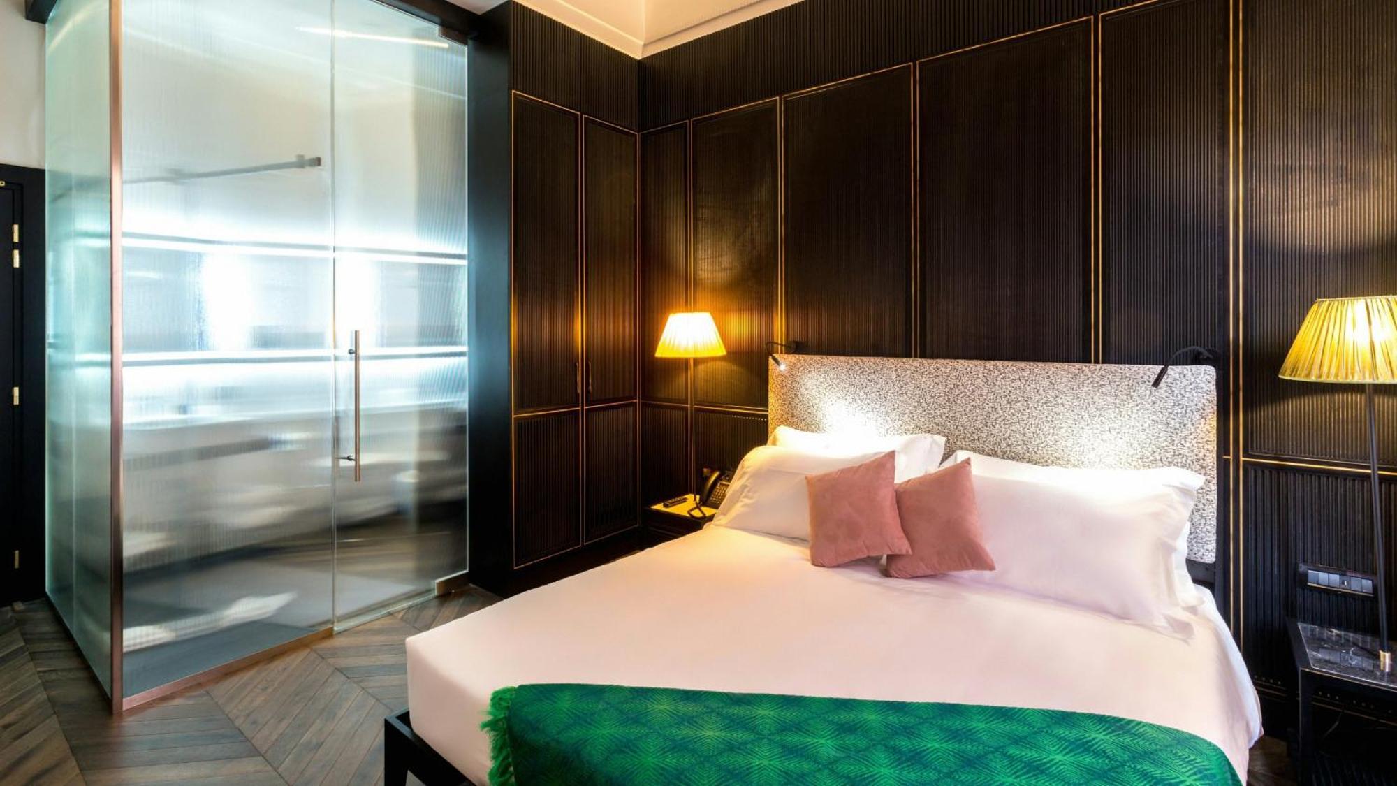 Hotel The H'all Tailor 5*