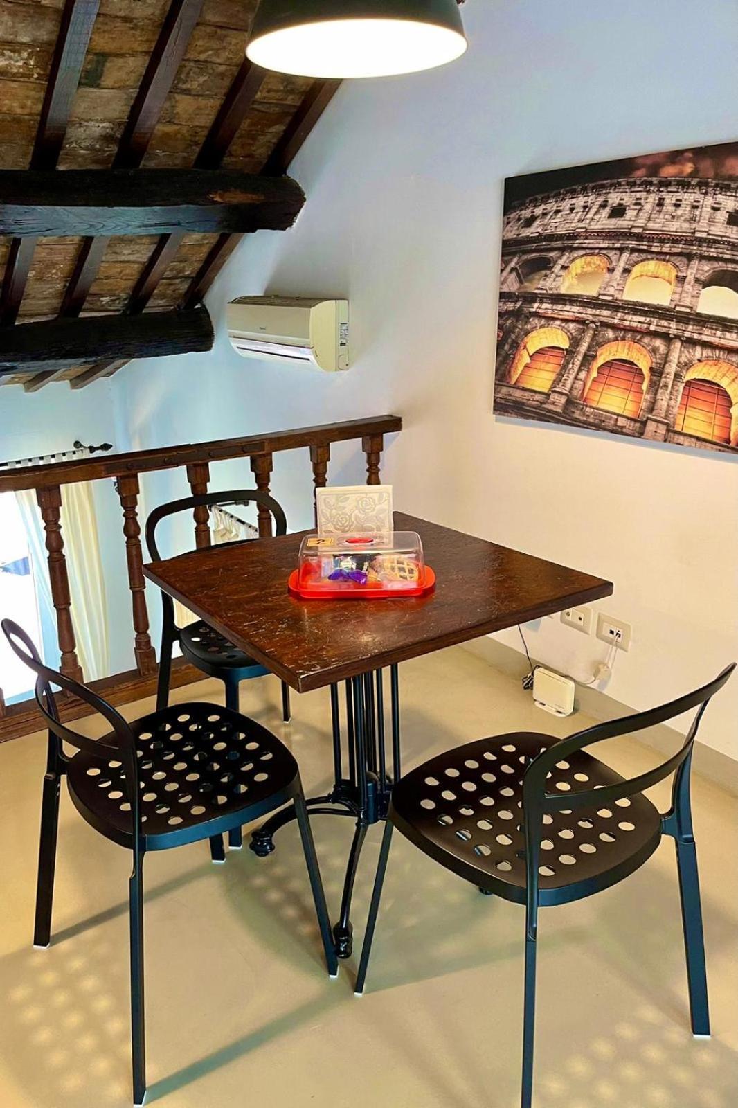 Calisto 6 Bed & Breakfast Rome