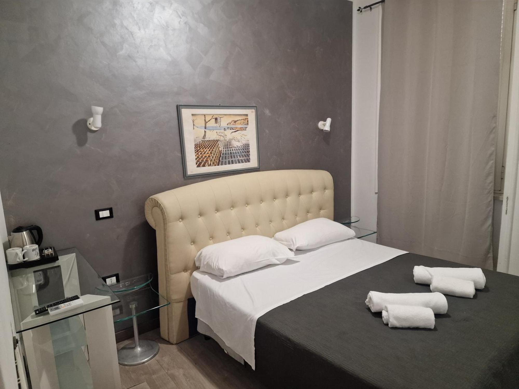 Story 2 Guest house Rome