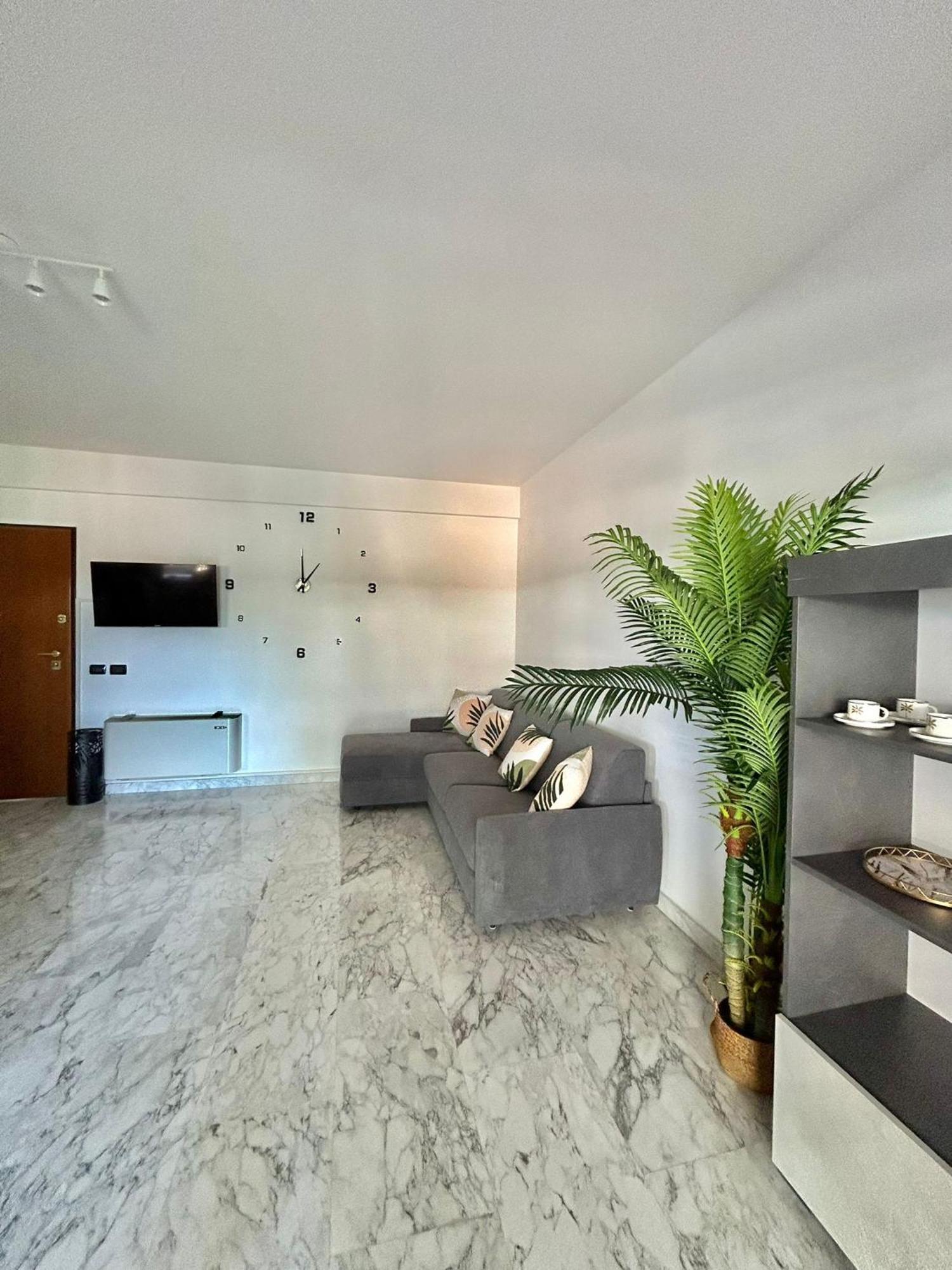 Apartment Eur Con Piscina Esterna Rome