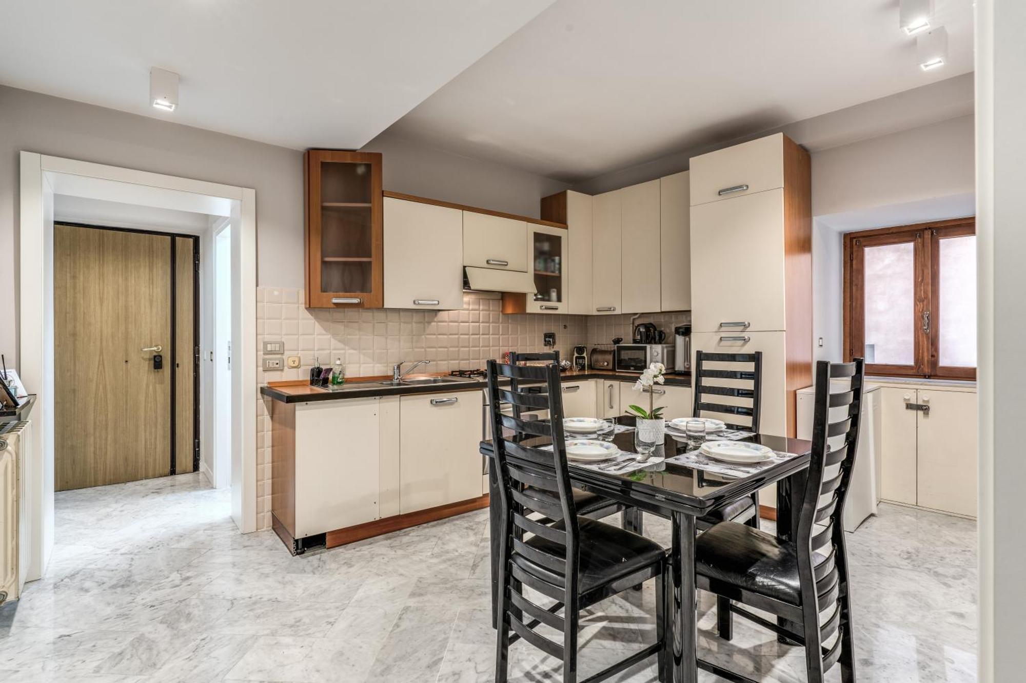 Apartment R22