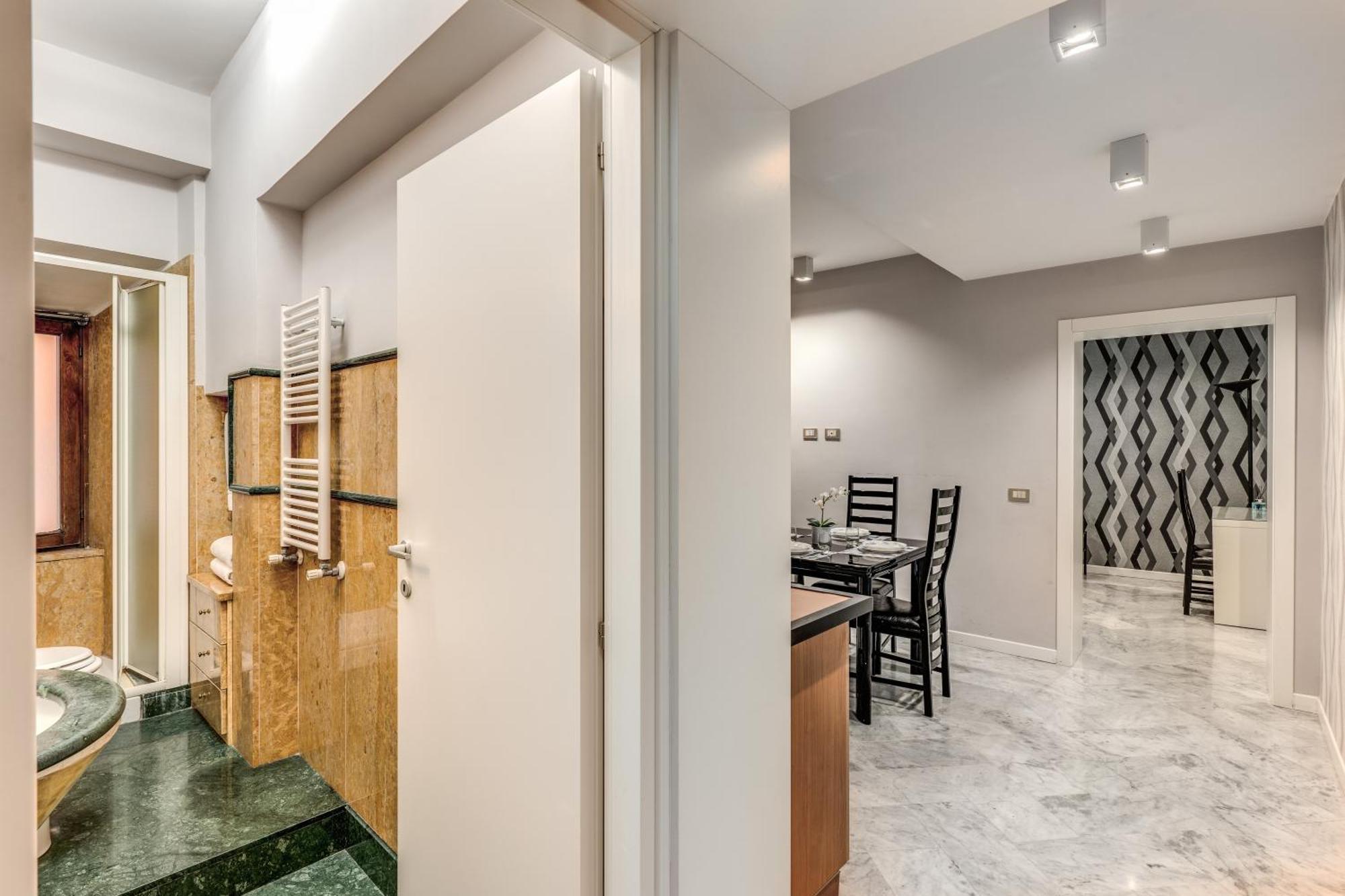 R22 Apartment Rome