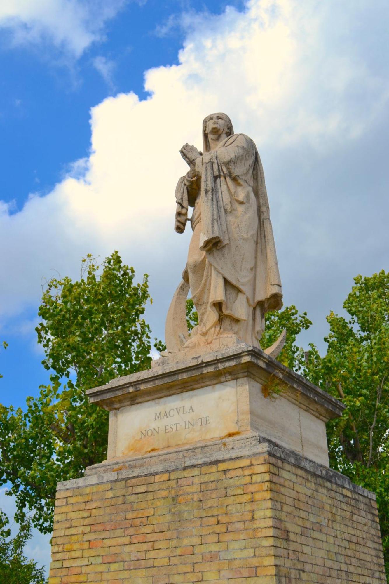 Ponte Milvio Art * Rome