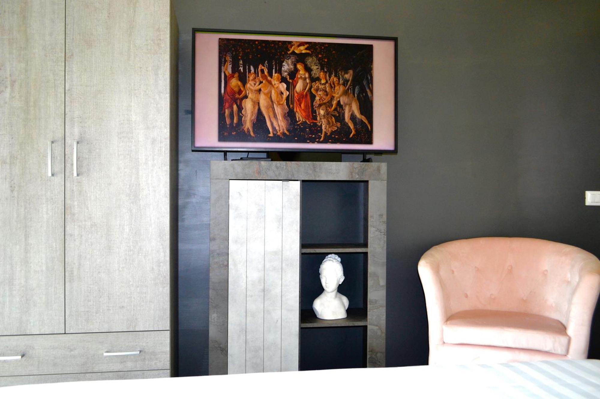 Ponte Milvio Art Holiday home Rome