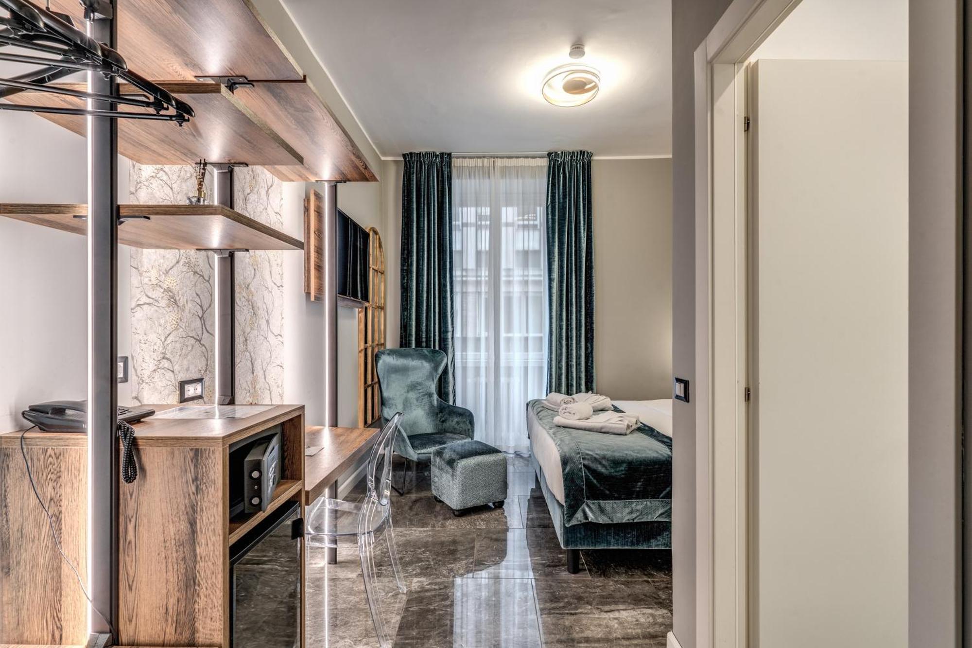 Hotel Apollo Boutique 4*