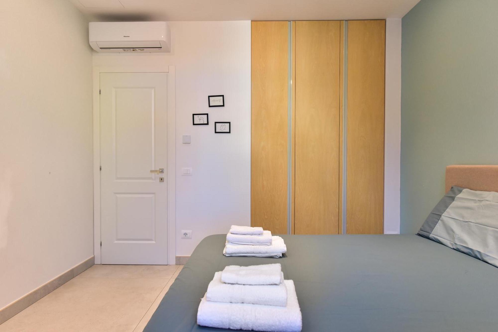 Apartment Oasi Piceni - With Private Terrace Rome