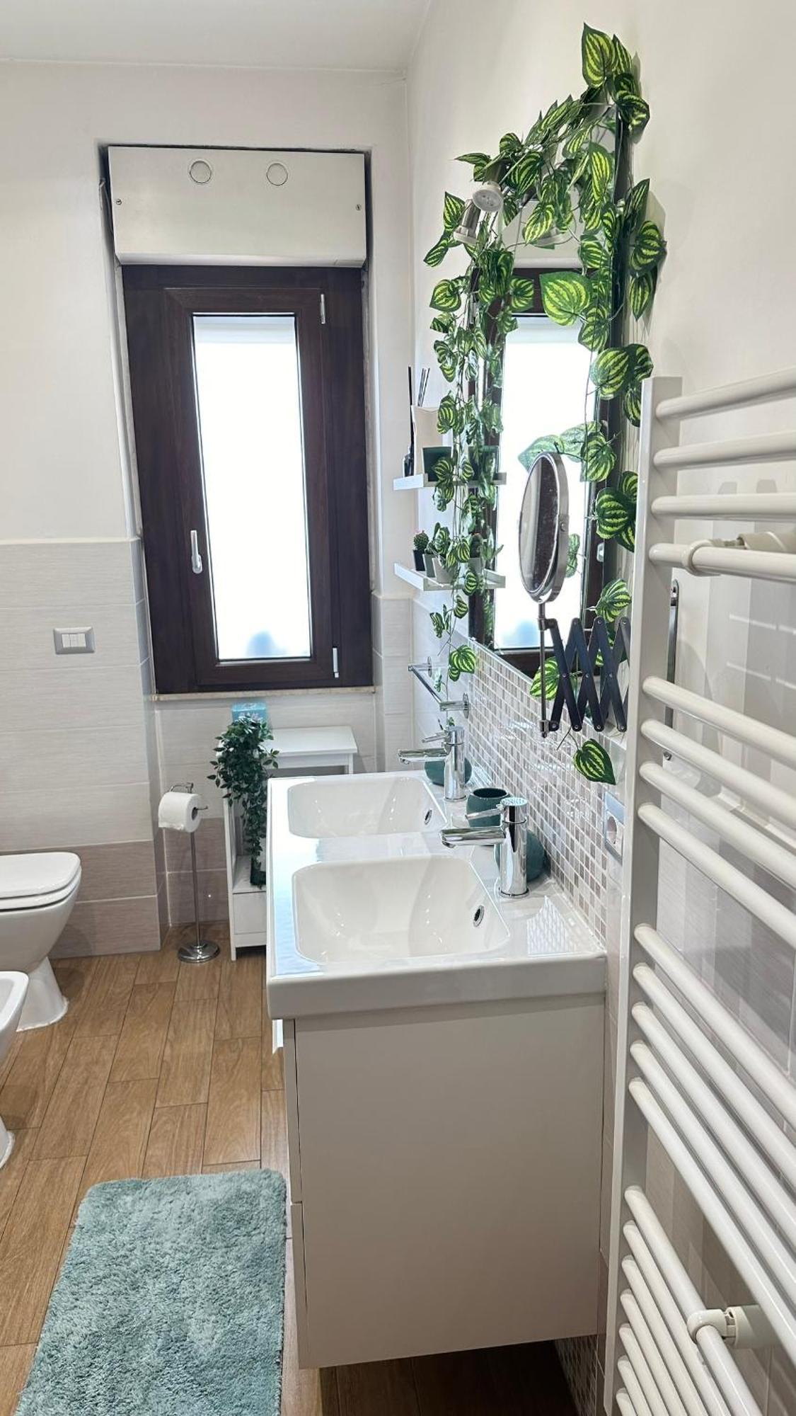 Luxury Cinecitta Apartment Rome
