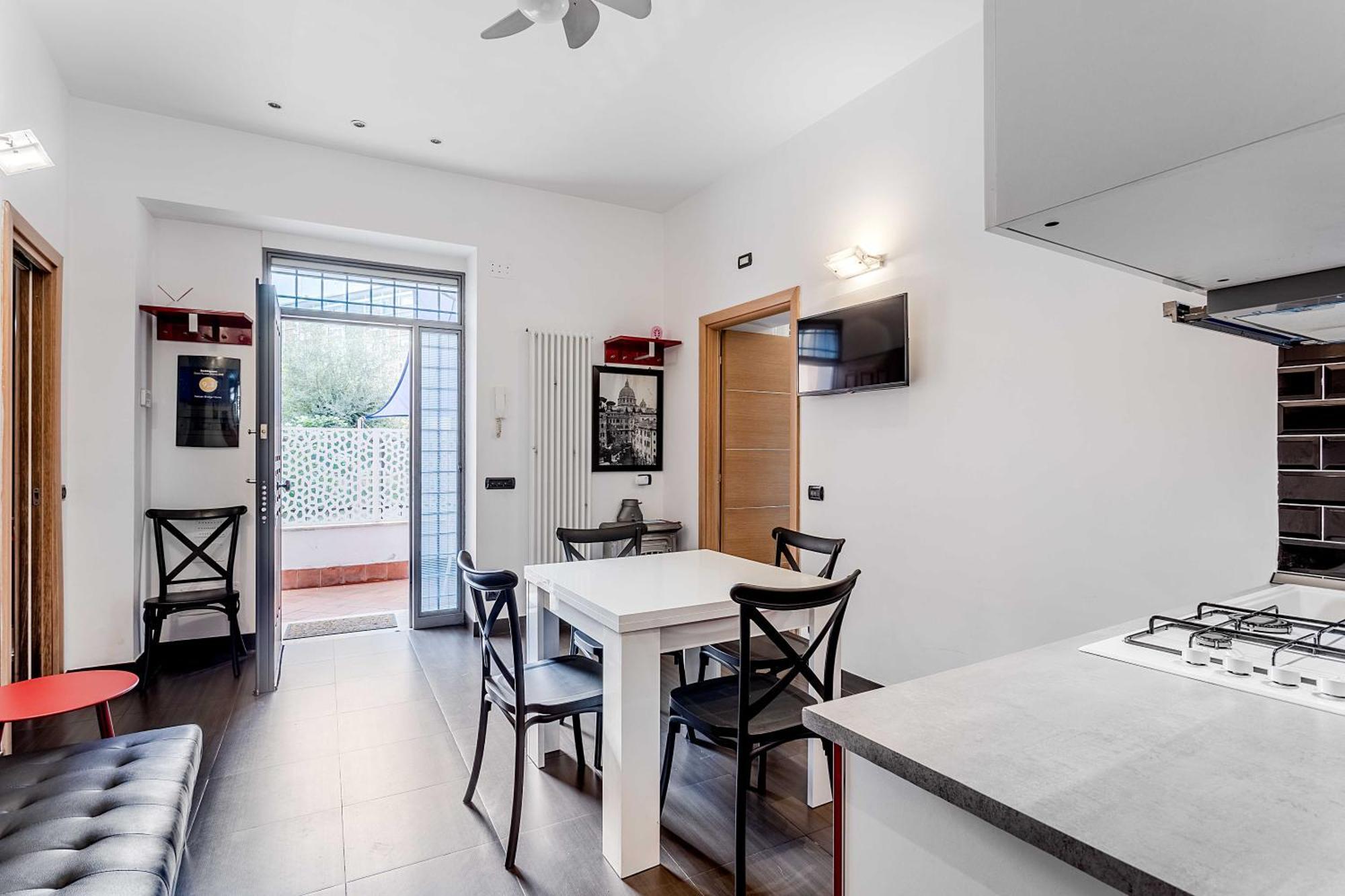 Vatican Bridge Apartment