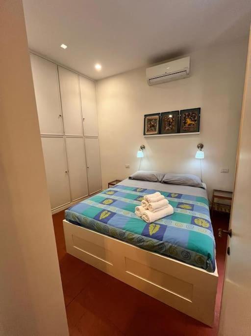 Colosseum - Your Cozy Escape * Rome