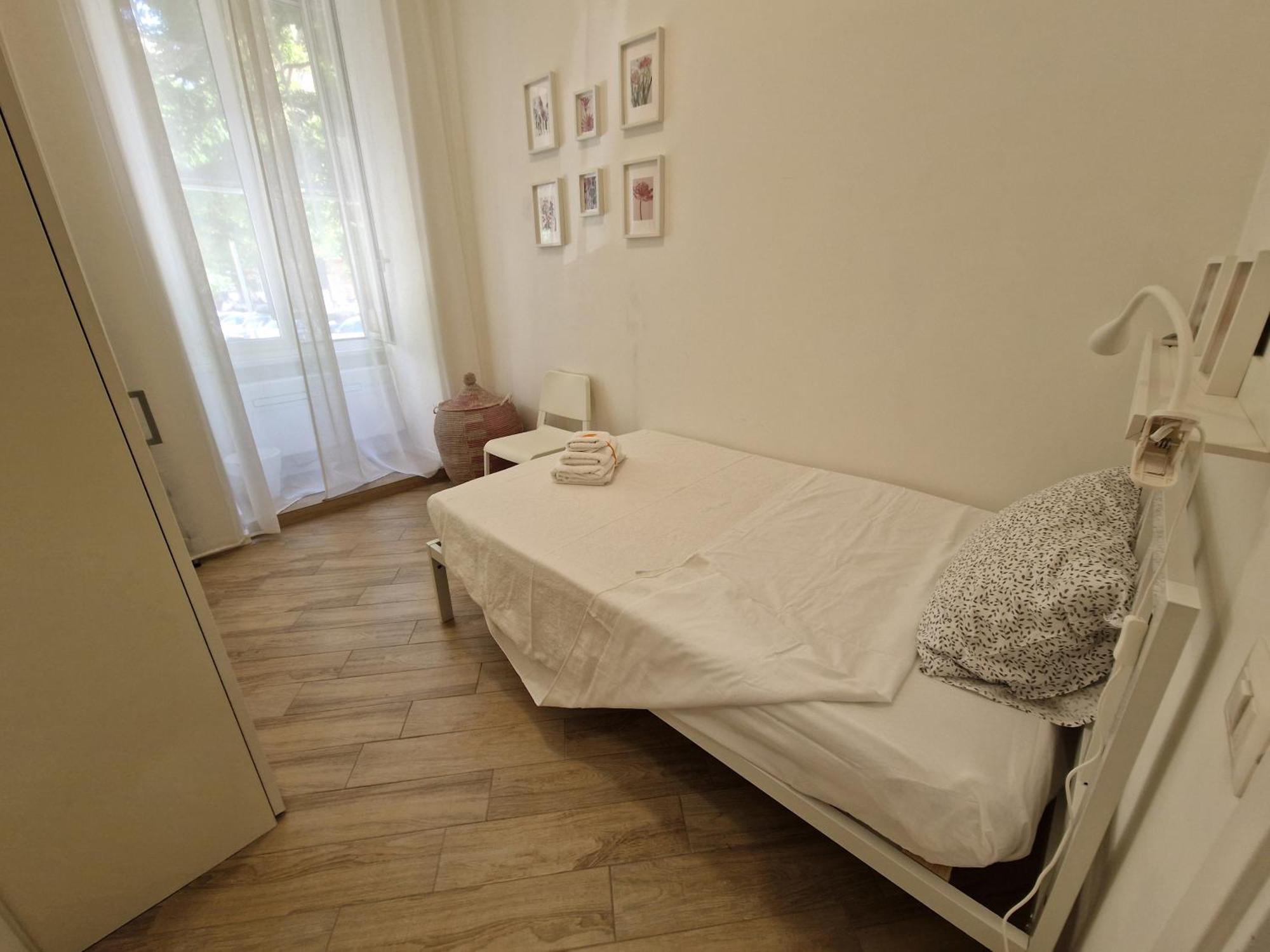 Domus 95 * Rome
